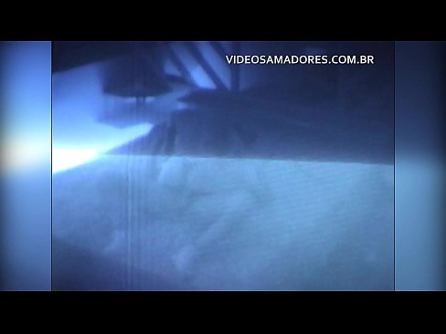 ❤️ Kinukunan ng asawang lalaki ang kanyang asawang kapitbahay at nalaman na siya ay isang cuckold ❤❌ Sex video sa amin ️❤
